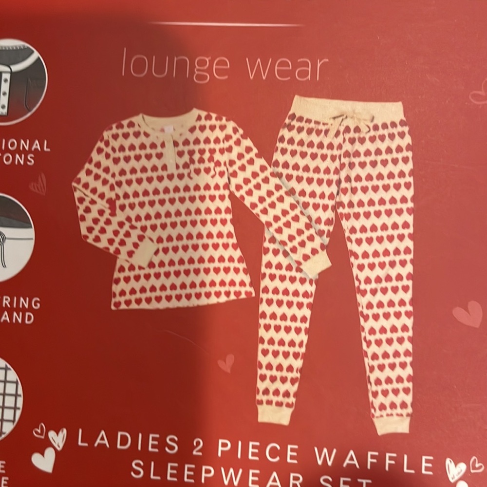 Serra for Aldi Valentine Red heart pajamas/loungewear. - Picture 3 of 3